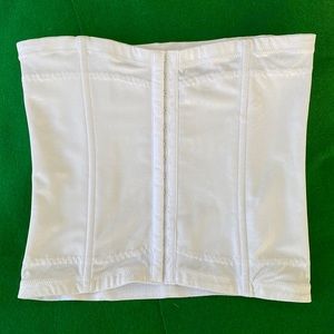 Maidenform Shape Wear /Waist Cincher Size M NWOT